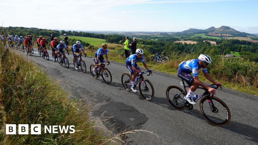 Tour of Britain begins with cycling battle in Scottish Borders