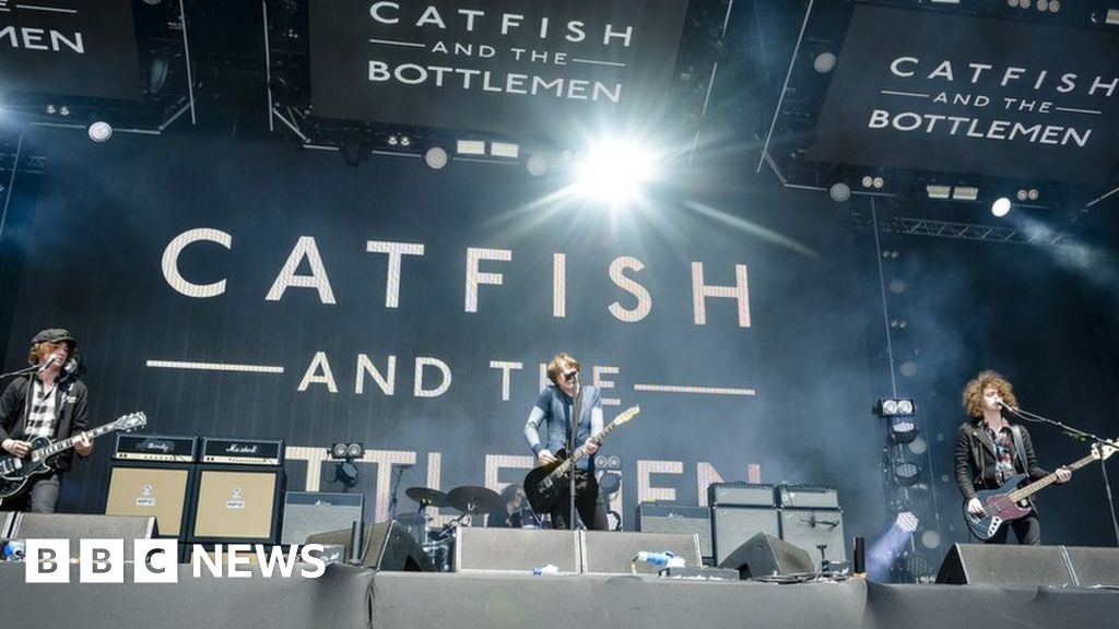 Catfish and The Bottlemen top album chart BBC News