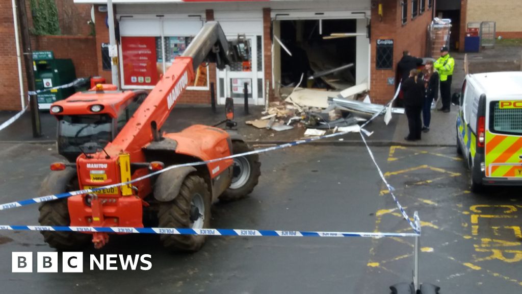 Cash machine stolen in Kirton in Lindsey digger raid BBC News
