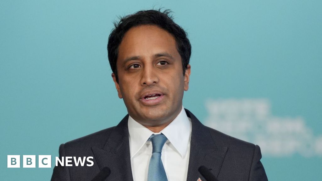 I forgave Yusuf, says Farage after burka row