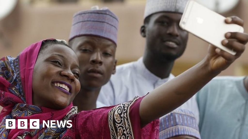 Africa's Top Shots: 9-15 September 2016 - BBC News