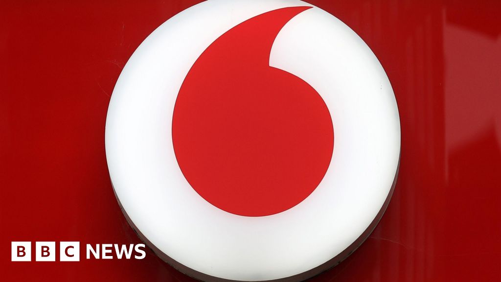 More than 130,000 Vodafone customers report outage