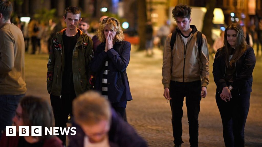 Manchester Attack Aftermath In Pictures BBC News    96185433 Mediaitem96185432 