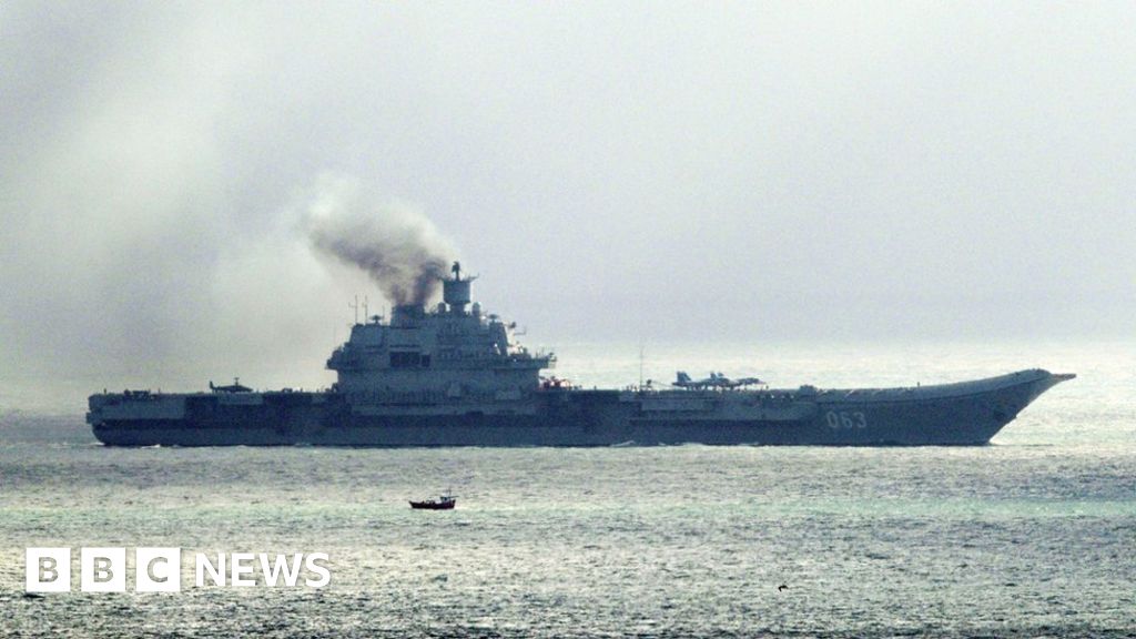 russia-warships-kuznetsov-battle-group-refuels-off-north-africa