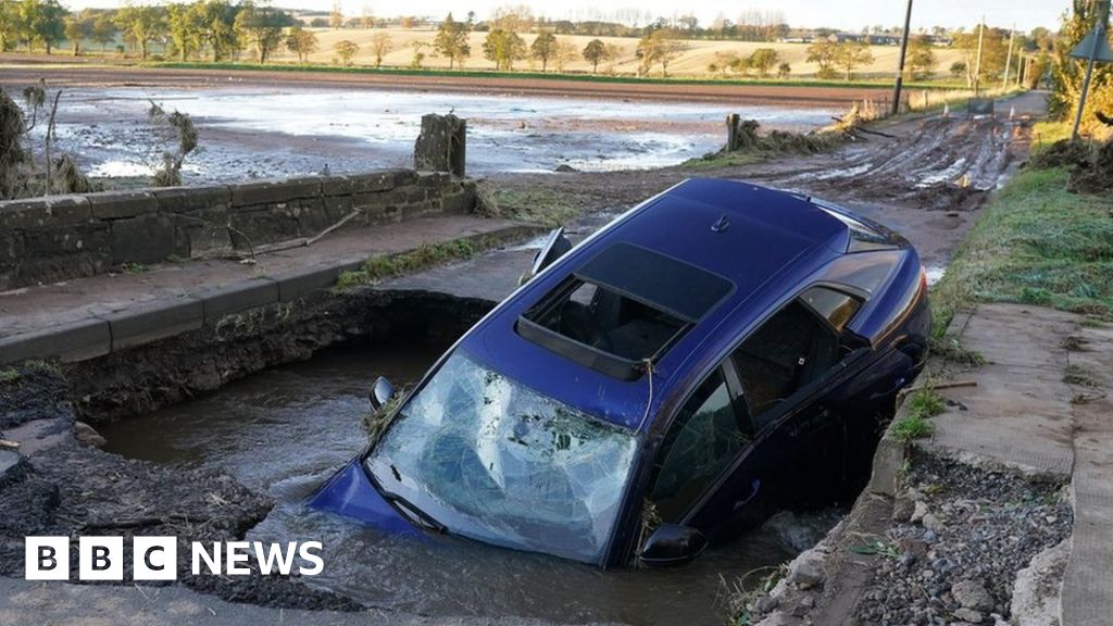 Storm Babet: Flooding 'probable' until Tuesday as rail disruption continues