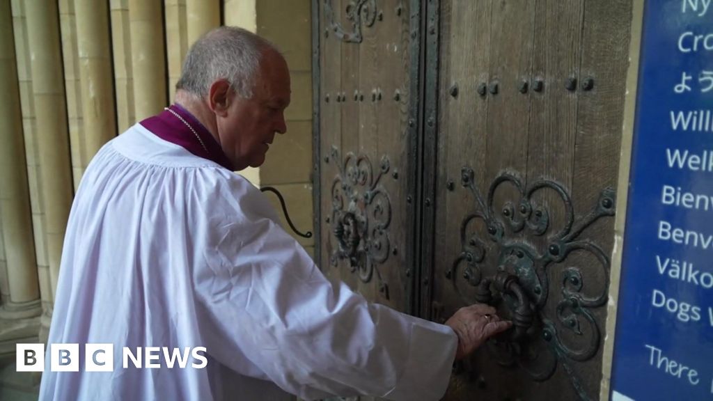 New Bishop of Truro installed during Cornwall cathedral service