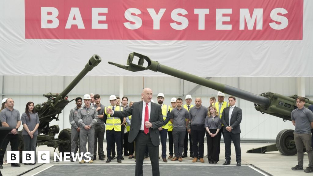 BAE Systems Opens Sheffield Howitzer Factory Creating 200 Jobs