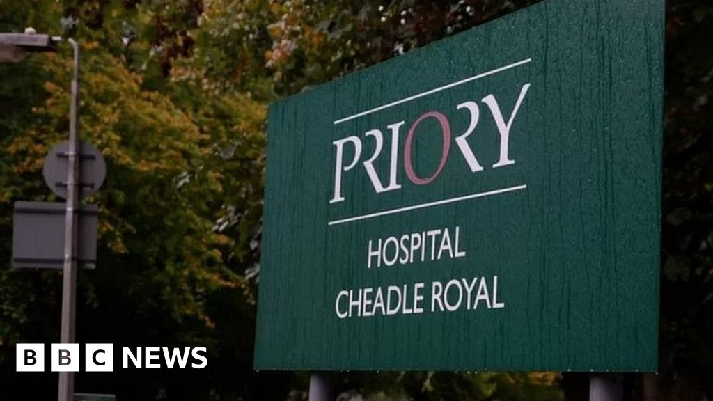 Priory Hospital Cheadle: Mental health services criticised amid safety fears