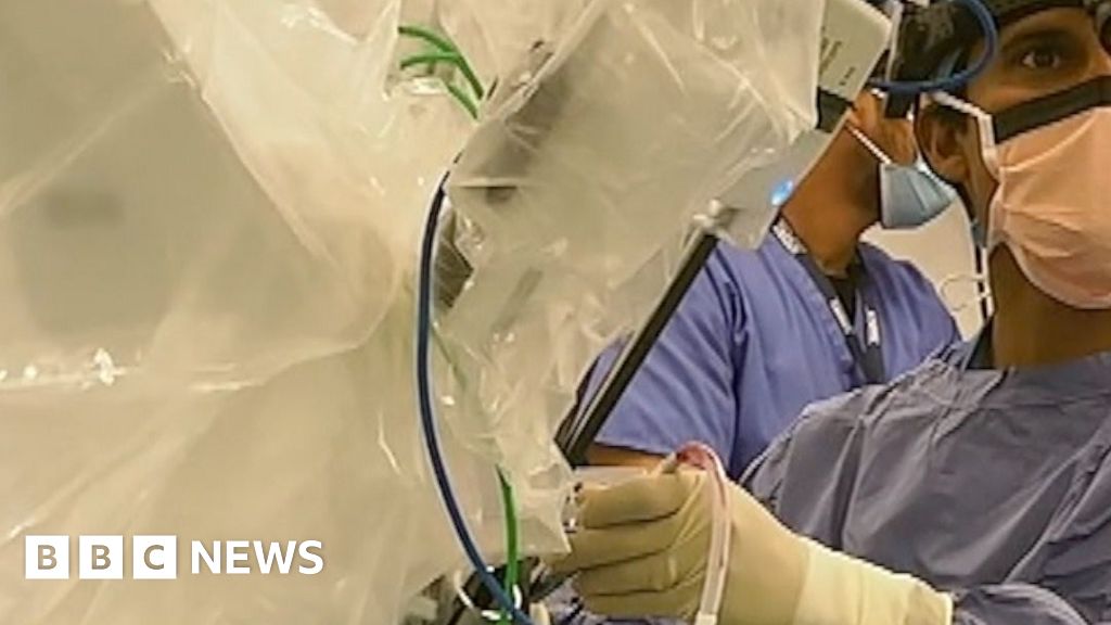 Hospital performs 10,000th robotic surgery