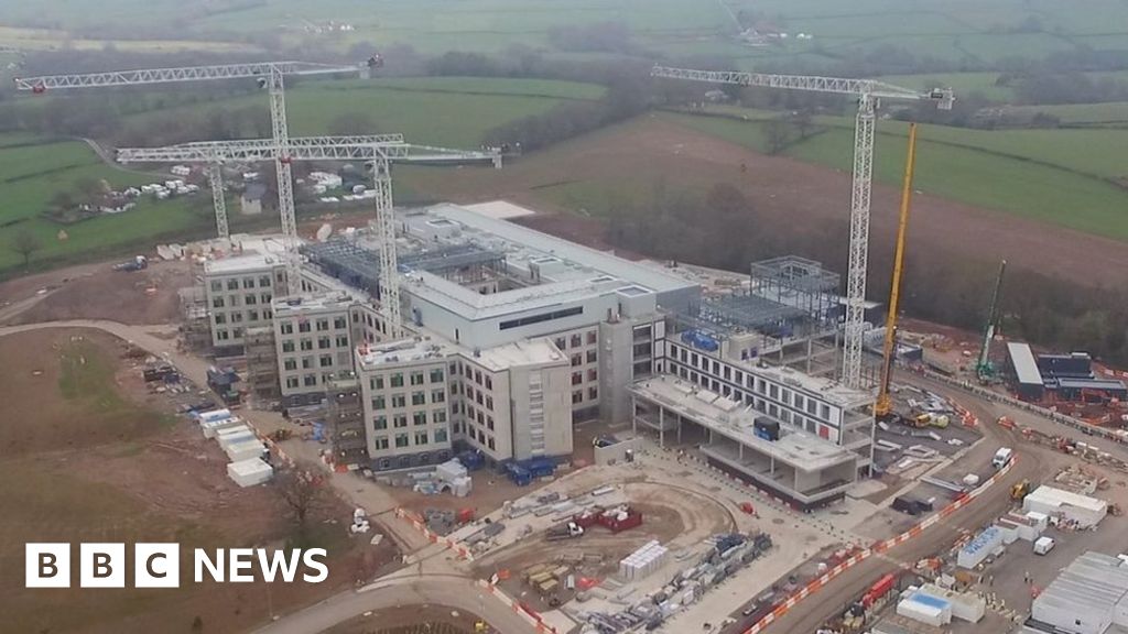 Cwmbrans New Hospital A Look Behind The Scenes Bbc News