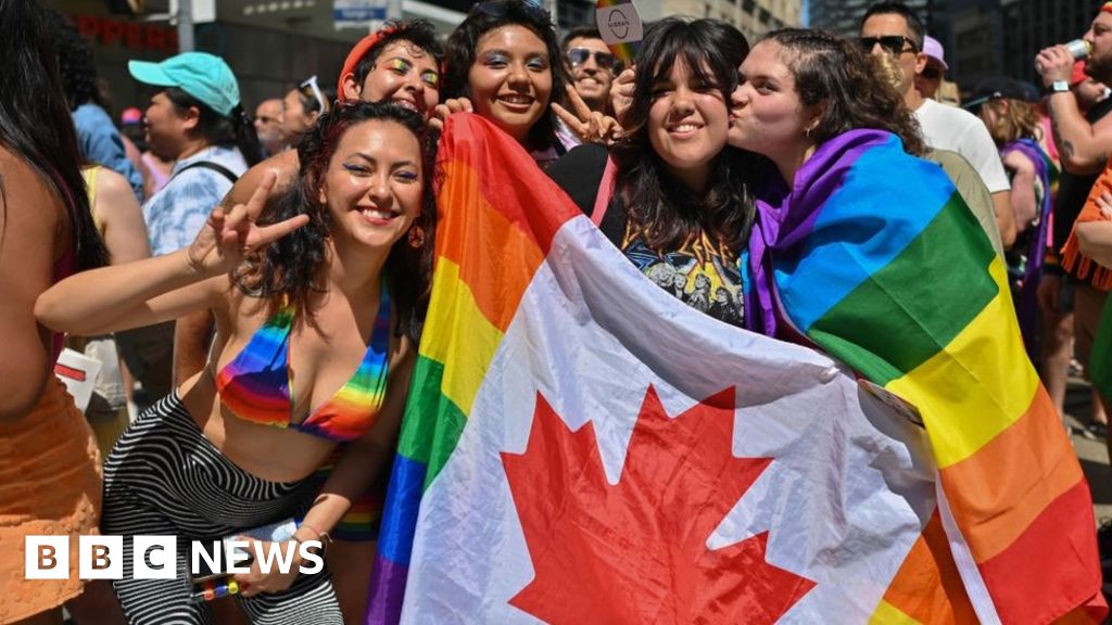 Канада предупреждава ЛГБТ пътниците за рисковете в САЩ