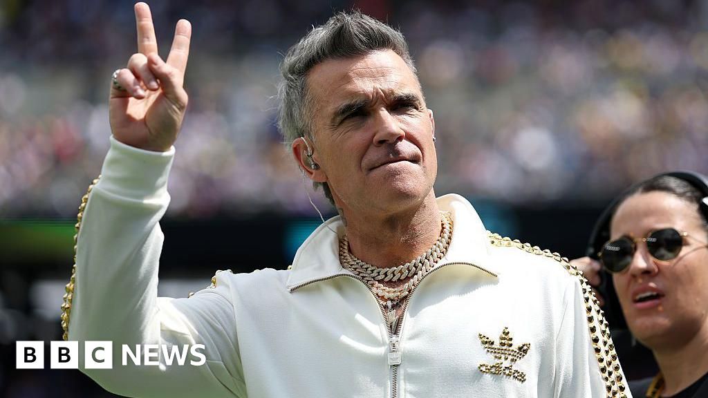 Robbie Williams to kick off new album tour in Glasgow