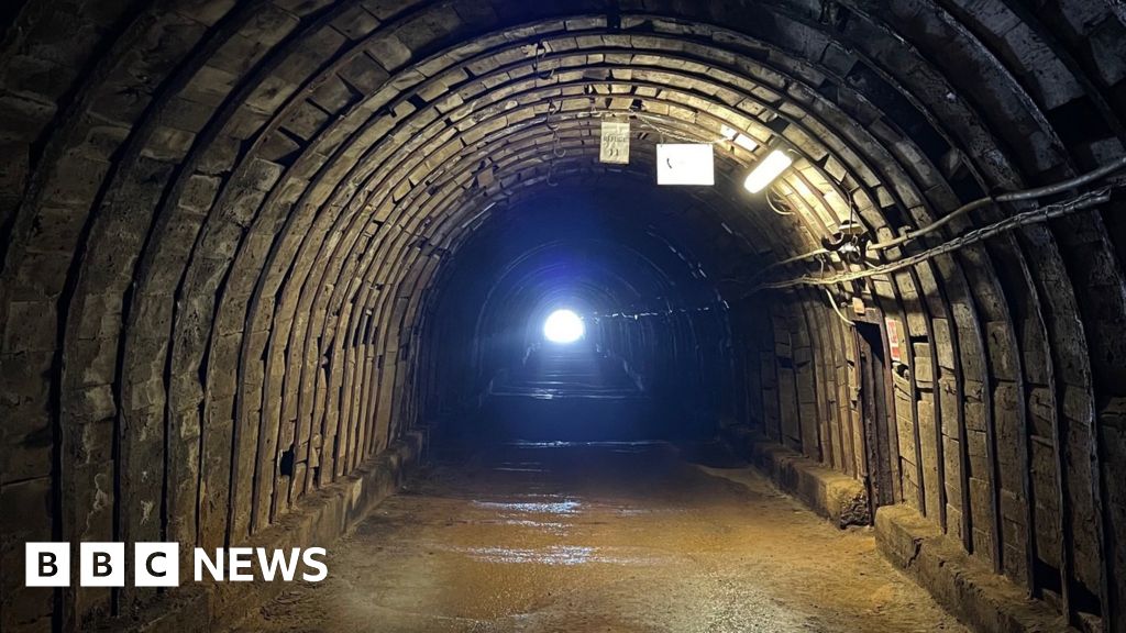 Climate change: Will UK mining drive a green revolution? - BBC News