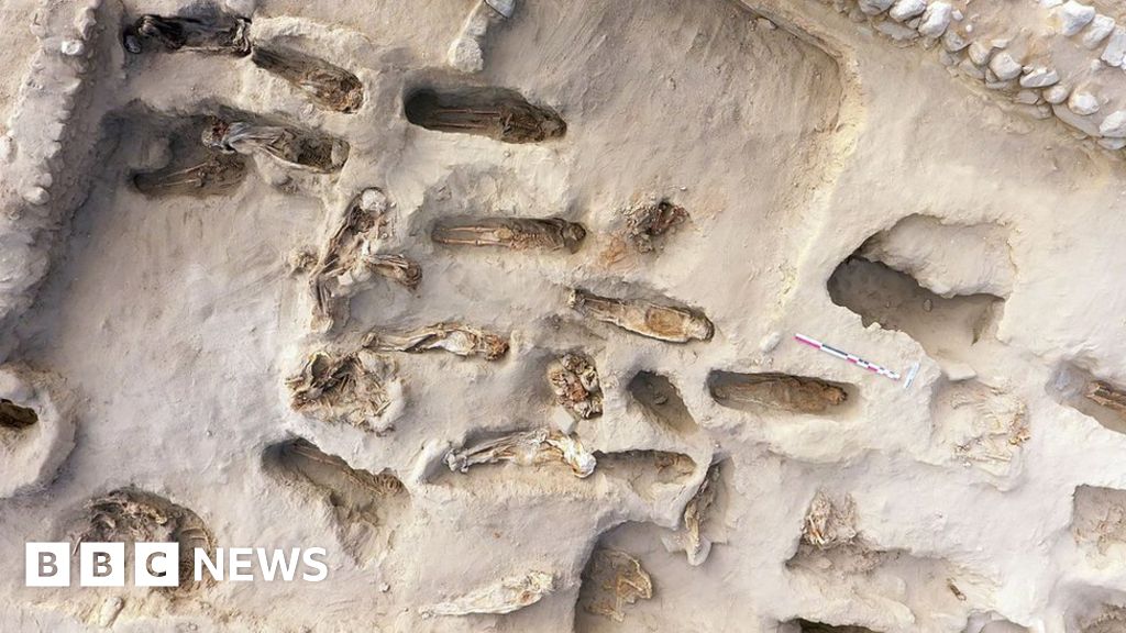 'Largest mass child sacrifice' found in Peru