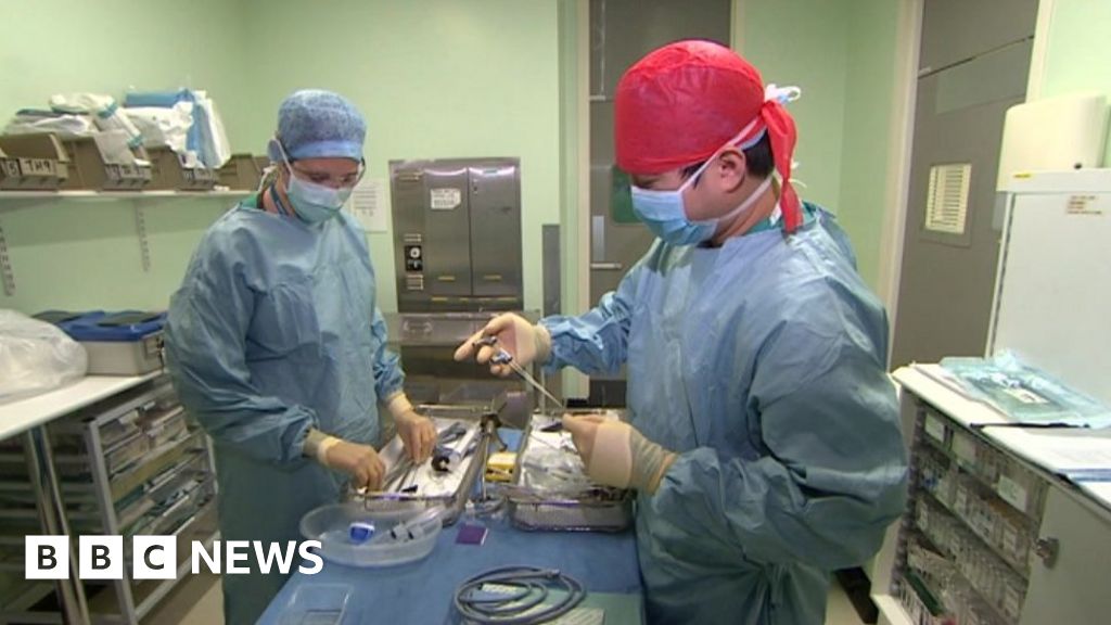 RAF Lakenheath: USAF nurses work in NHS hospitals - BBC News