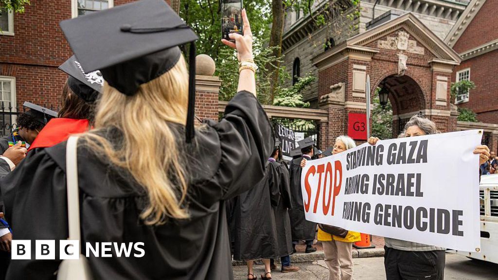 White House says Harvard violated civil rights of Jewish students