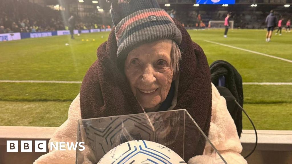 105-year-old Portsmouth fan relives matchday glory as match mascot