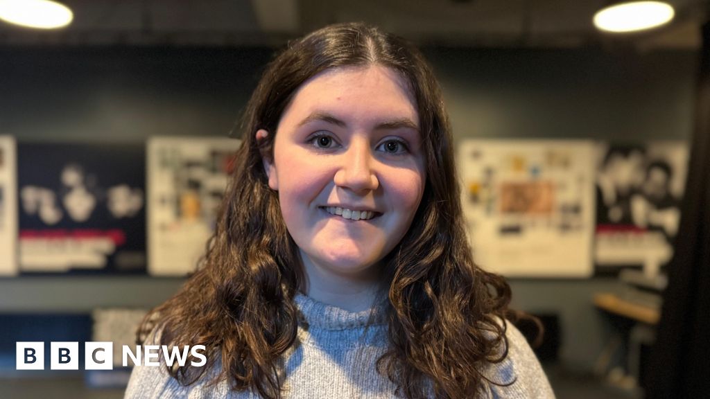 bbc.co.uk - Lili Busby - Ed Sheeran: The Belfast music events run by teenagers