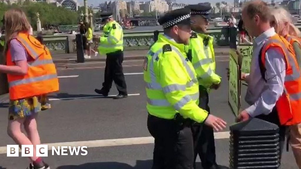 Police move Just Stop Oil protest on Westminster Bridge