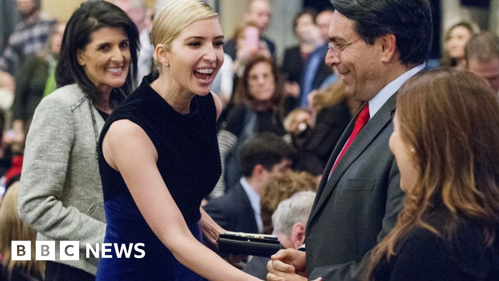 Justin Trudeau, Ivanka Trump Attend 'Come From Away' Musical - BBC News