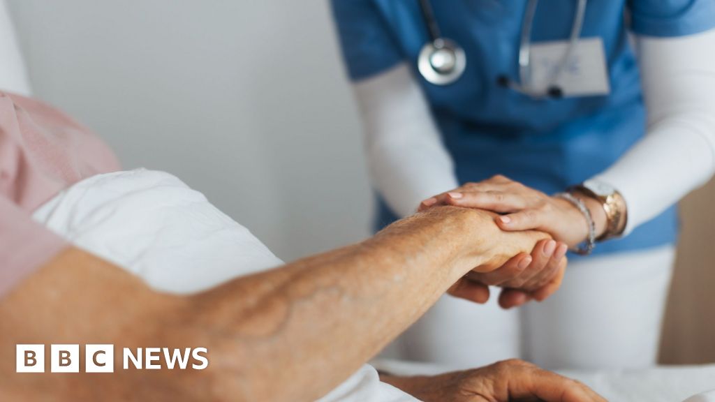 NI Health: Waiting list reimbursement scheme will see greater disparity, doctor warns