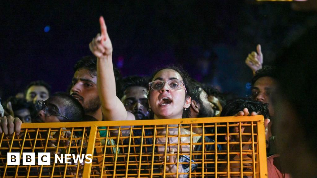 Protestas después de que estudiantes se ahogaran en el edificio del ...