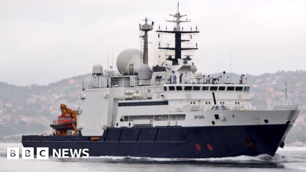 What Makes Russias New Spy Ship Yantar Special Bbc News