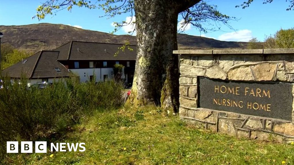 Coronavirus: Police probe three deaths at Skye care home thumbnail