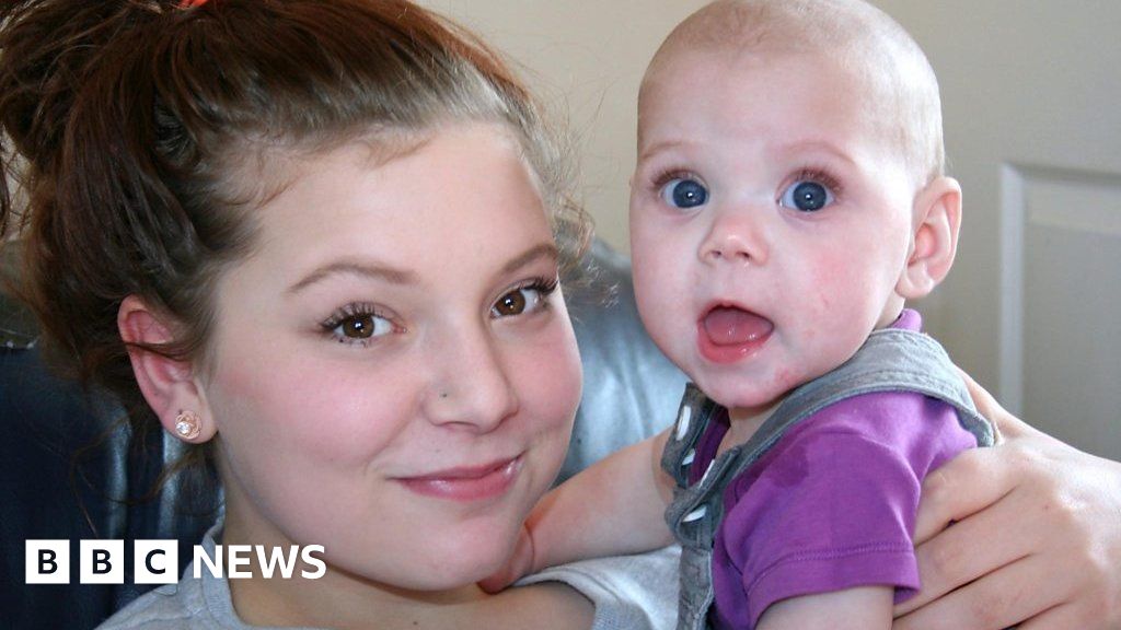 Pregnant At 14 I Proved Myself By Getting Good Gcses Bbc News