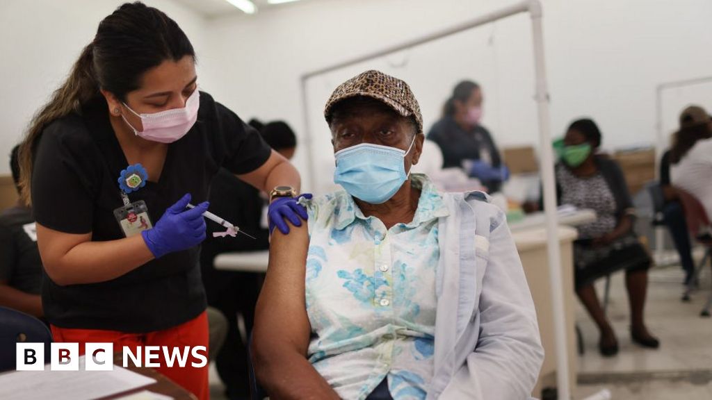 Coronavirus: Unions call for vaccine patents to be waived