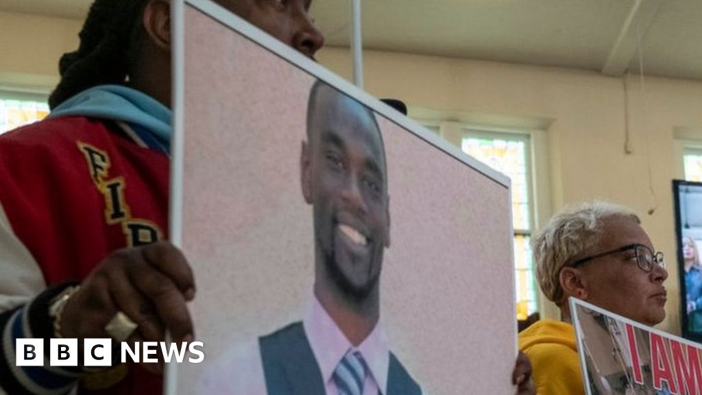 Autopsy indicates Tyre Nichols was beaten by police - lawyers