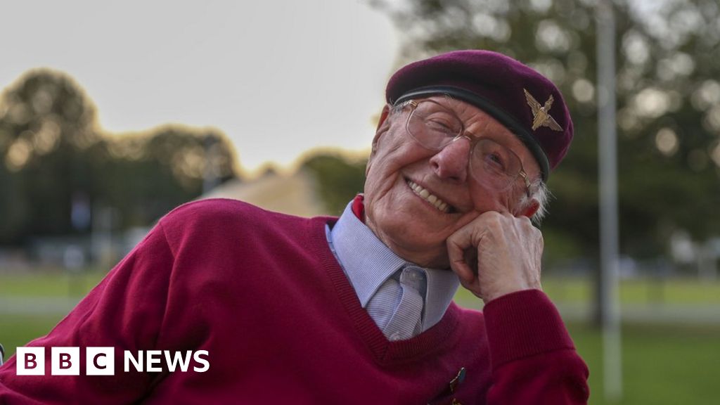 Veteran, 97, hopes to parachute again over Arnhem