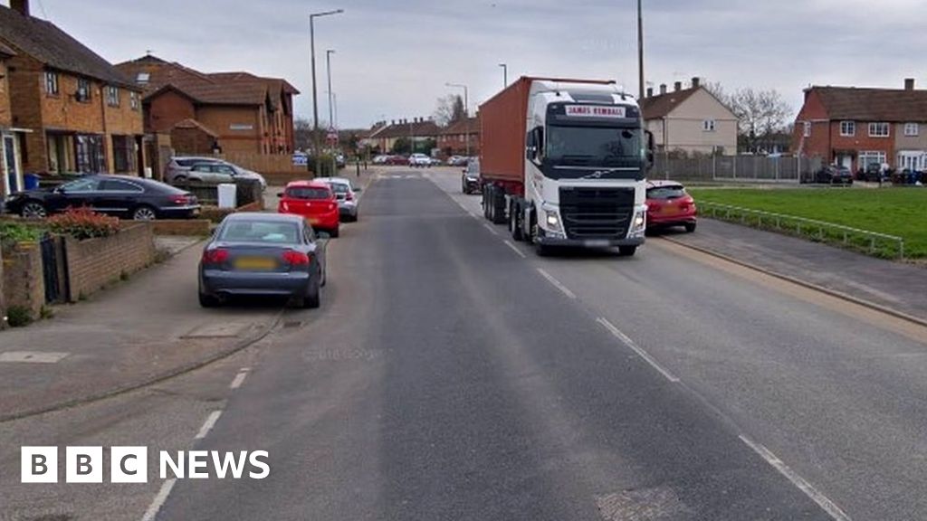 South Ockenden cyclist suffered fatal spinal injuries BBC News