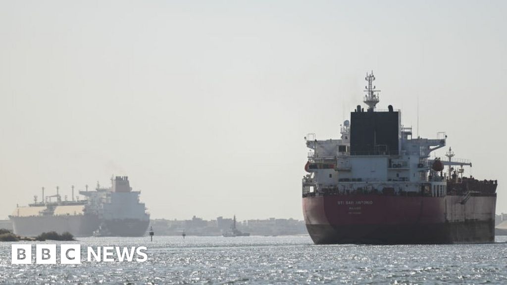 Хутите заявяват нови атаки срещу корабоплаването в Червено море