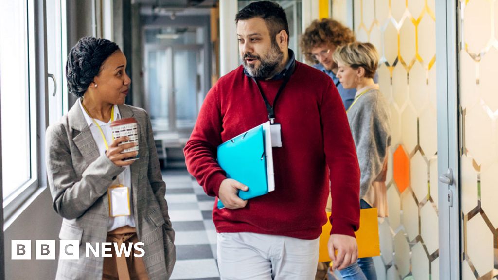 Activity snacking may help with type 1 diabetes - study - BBC News