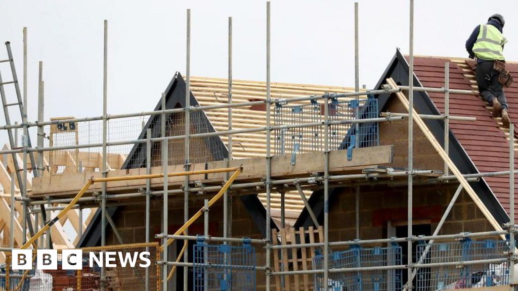 bbc.co.uk - Don Mort - Farsley housing plan approved for former banking site