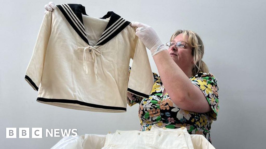 Prince’s sailor suit sparked ‘early’ fashion trend – Leeds museum