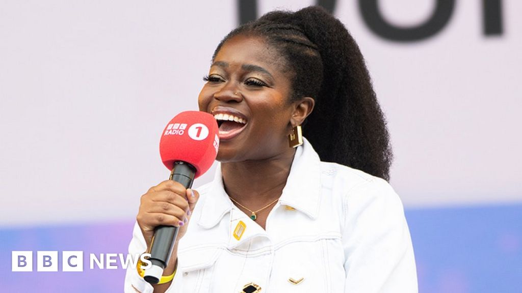 BBC Radio 1: Clara Amfo to quit Future Sounds