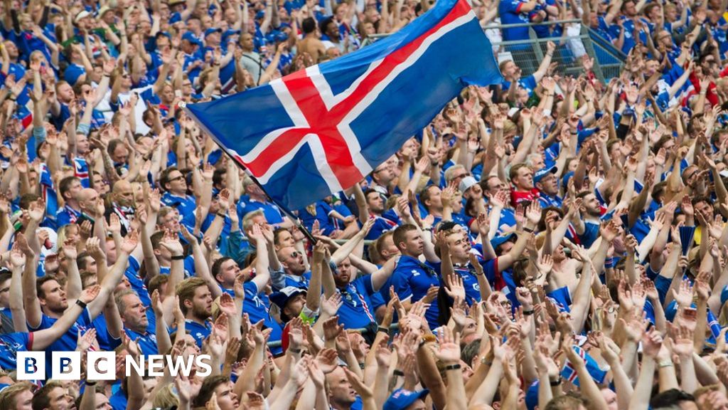 Euro 16 Iceland Fans Win Fifa Nomination For Chant c News