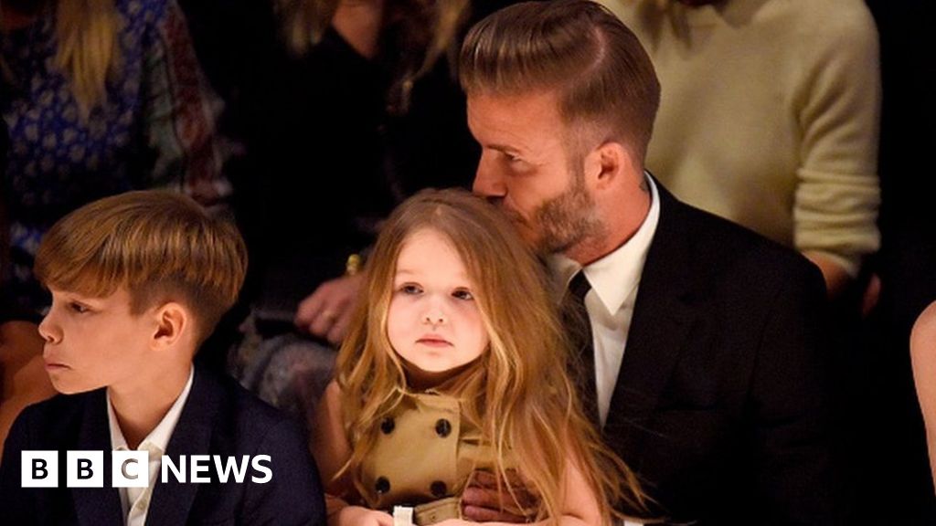 David Beckham defends giving four-year-old daughter dummy - BBC News