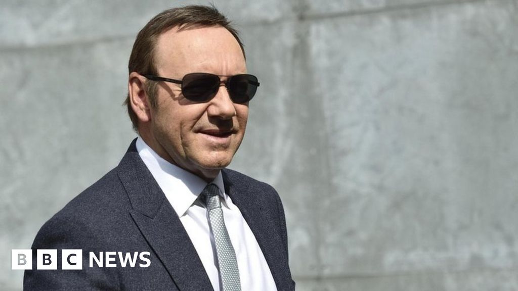 Kevin Spacey Massachusetts Prosecutors Drop Sex Assault Case Bbc News