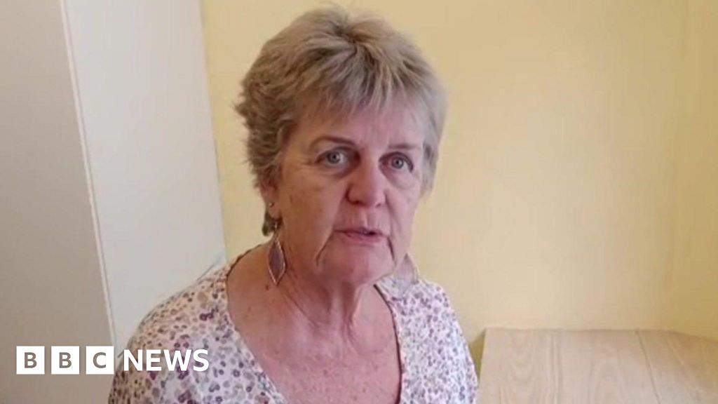 Devon woman told by Ikea to keep new sink dry after rust appears