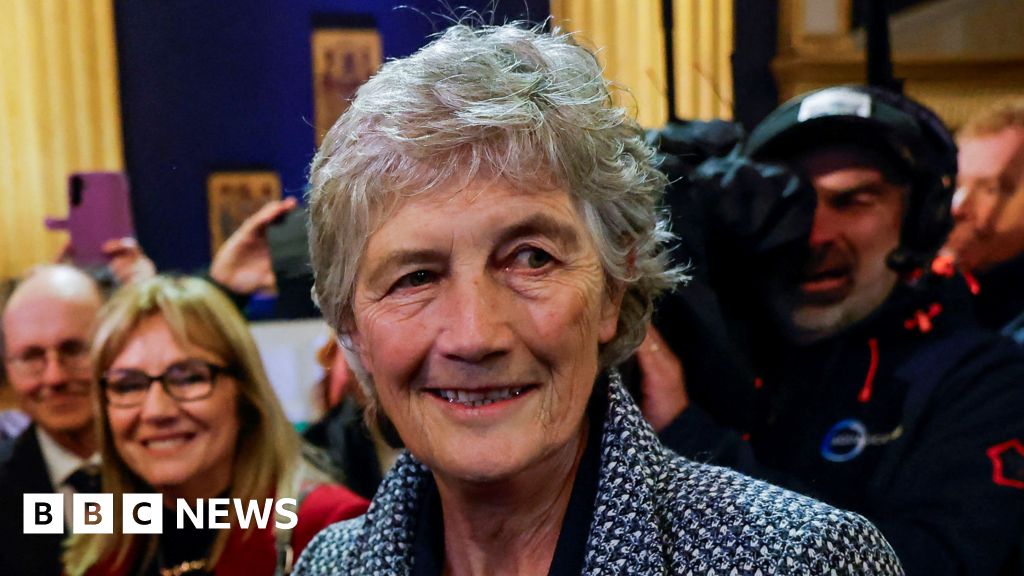 Heather Humphreys congratulates Catherine Connolly