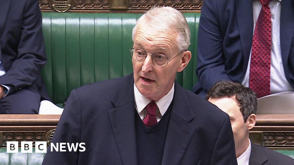 Troubles legacy: Benn rejects 'mirage' claim over Labour plan