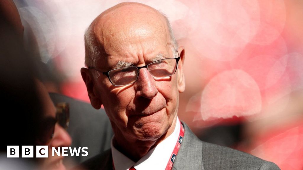 Sir Bobby Charlton died after fall, inquest hears