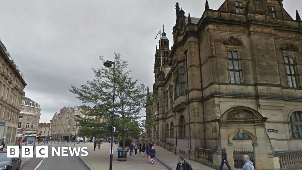 Sheffield City Council Plans 400 Job Cuts And Council Tax Rise - Bbc News