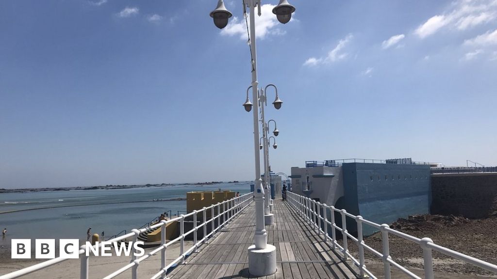 Jersey in 'absolute drought' after no rain for 15 days