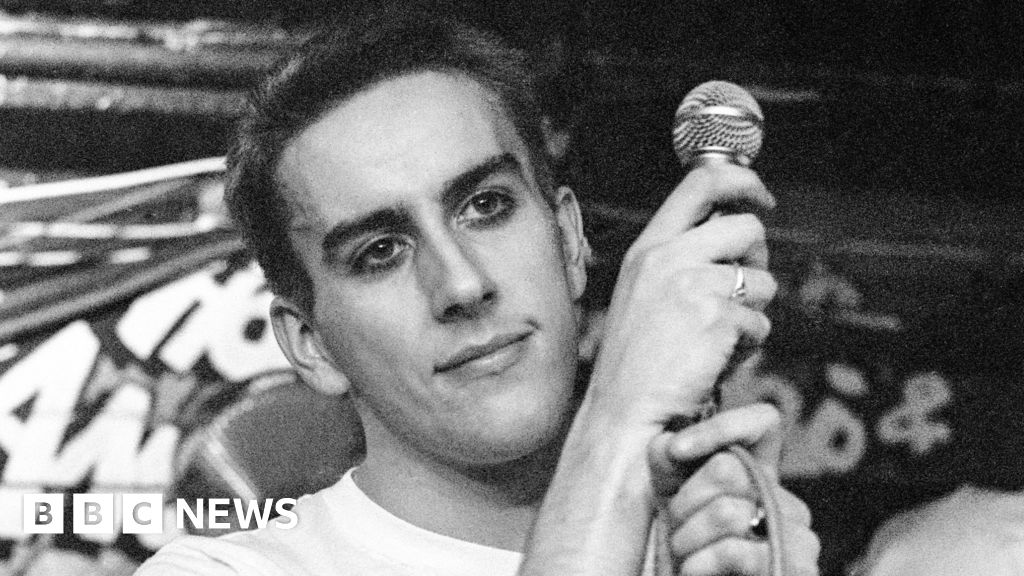 Terry Hall: Tributes to The Specials singer who was 'one of the greatest'