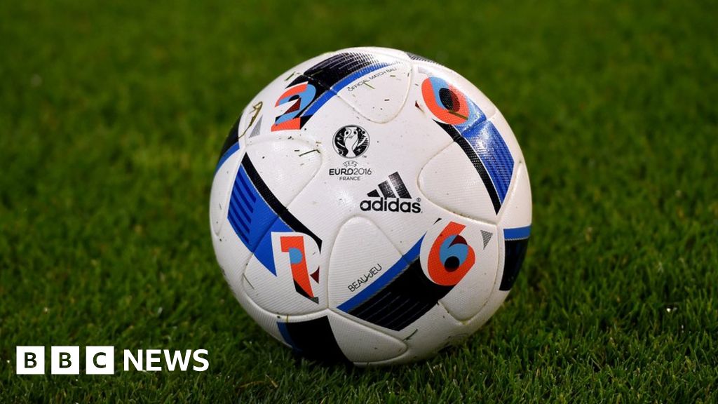 Как выглядит мяч чемпионата мира Police probe £ 500,000 Touchline Tickets fraud - BBC News
