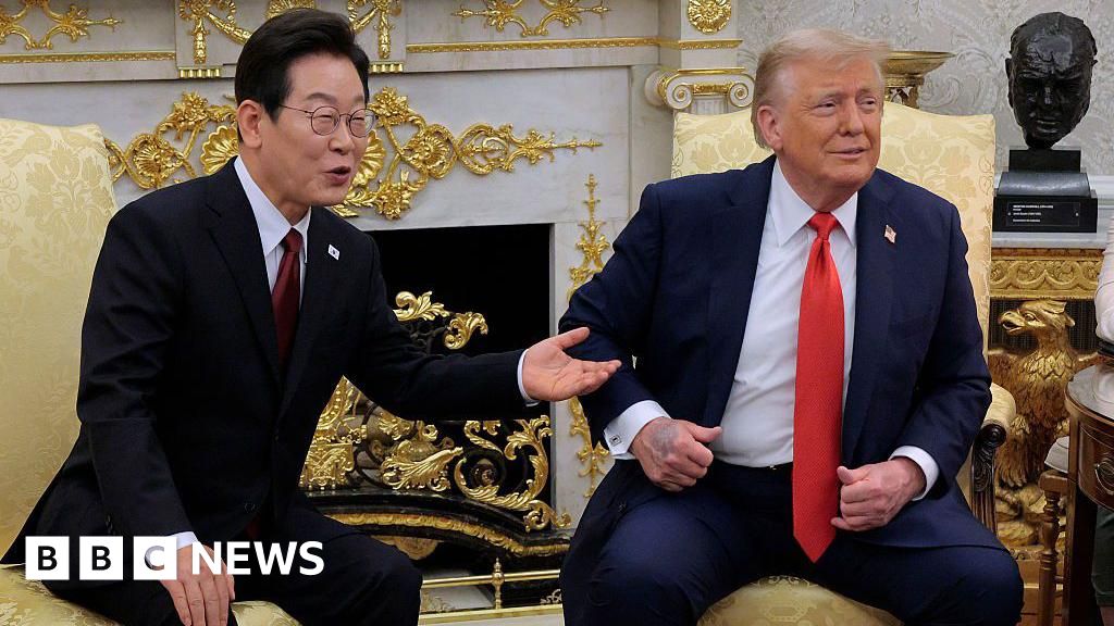 S Korea's Lee Jae Myung turns charm on during Trump meeting thumbnail